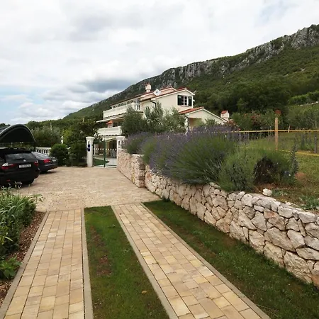 Villa Vinodolsun Mediterran