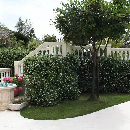 Vinodolsun Mediterran Villa *