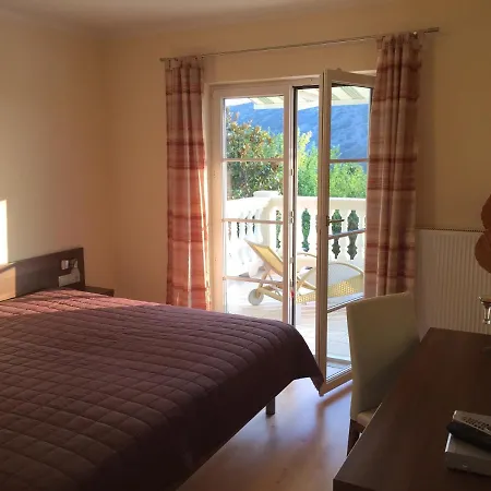 Vinodolsun Mediterran Villa *